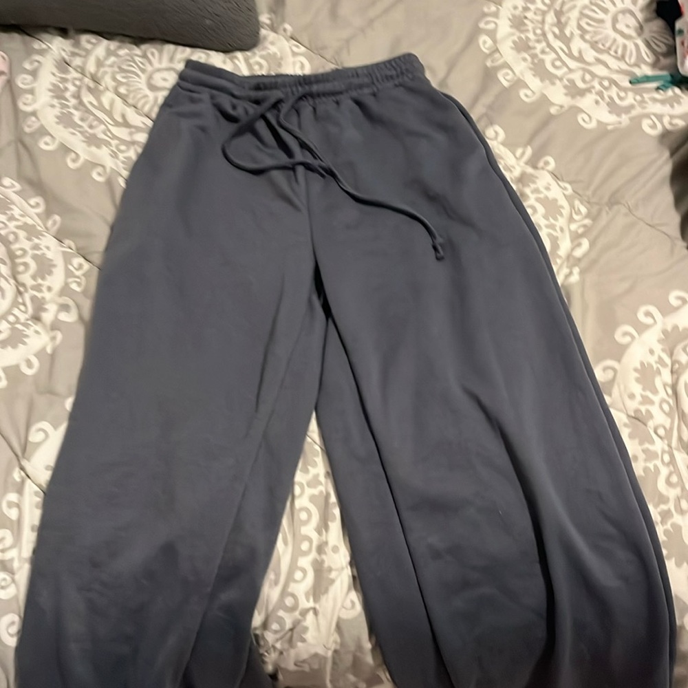Wide leg sweatpants